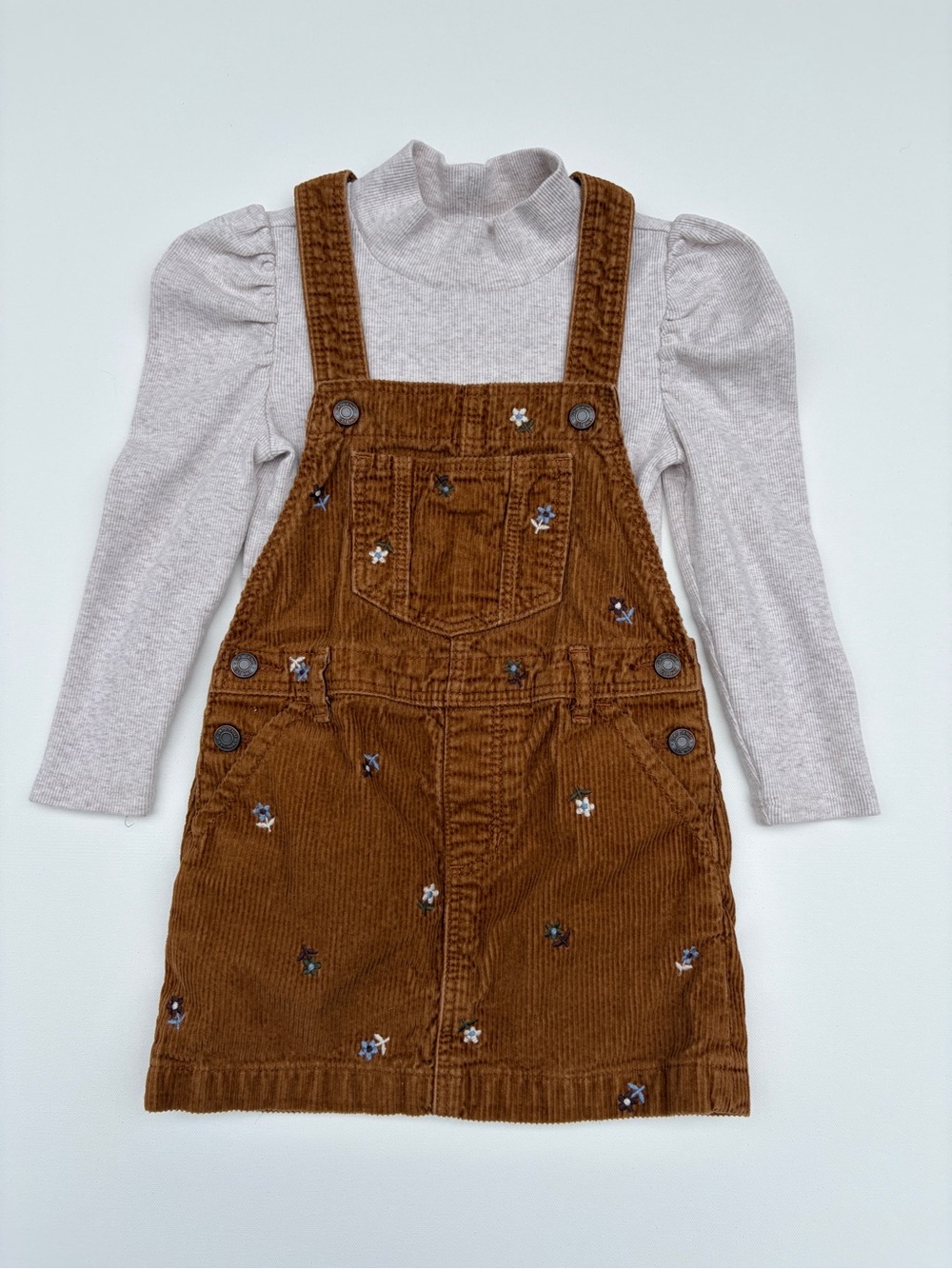 Gap 4y Set with Ribbed Top and Corduroy Jumper